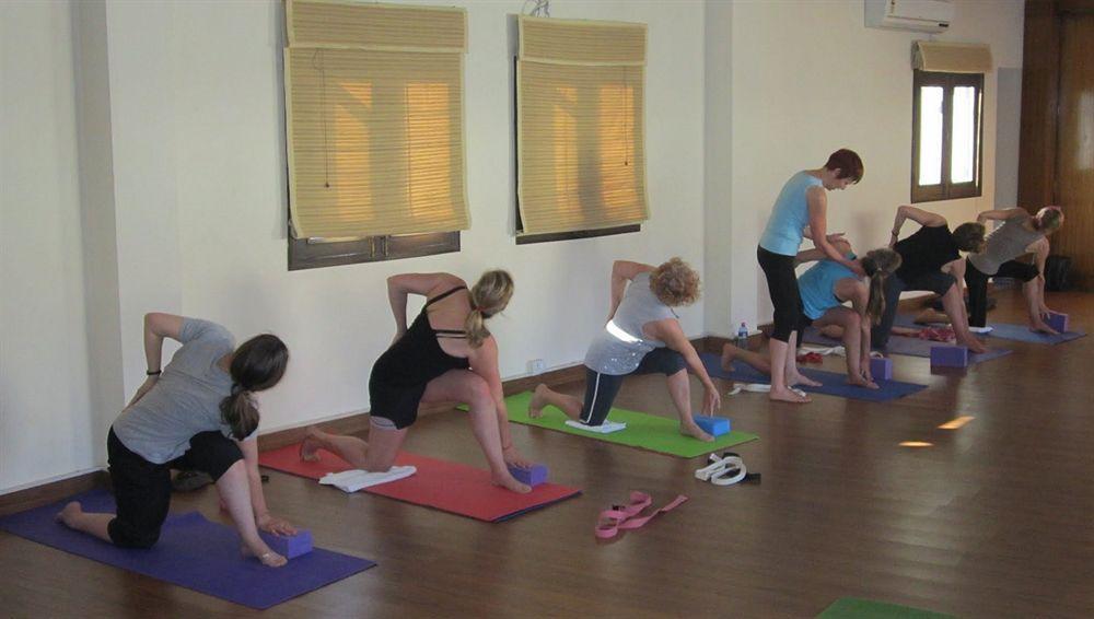 Naturoville Ayurvedic And Yoga Retreat Hotel ริชิเคช ภายนอก รูปภาพ