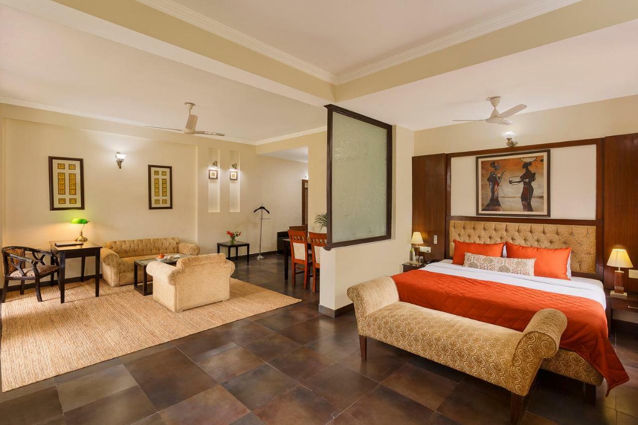 Naturoville Ayurvedic And Yoga Retreat Hotel ริชิเคช ภายนอก รูปภาพ