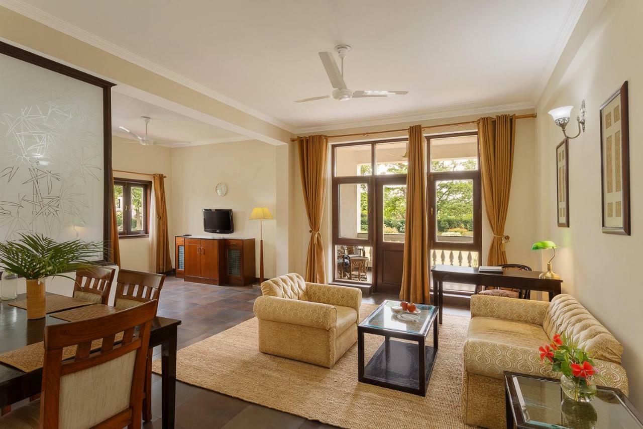 Naturoville Ayurvedic And Yoga Retreat Hotel ริชิเคช ภายนอก รูปภาพ